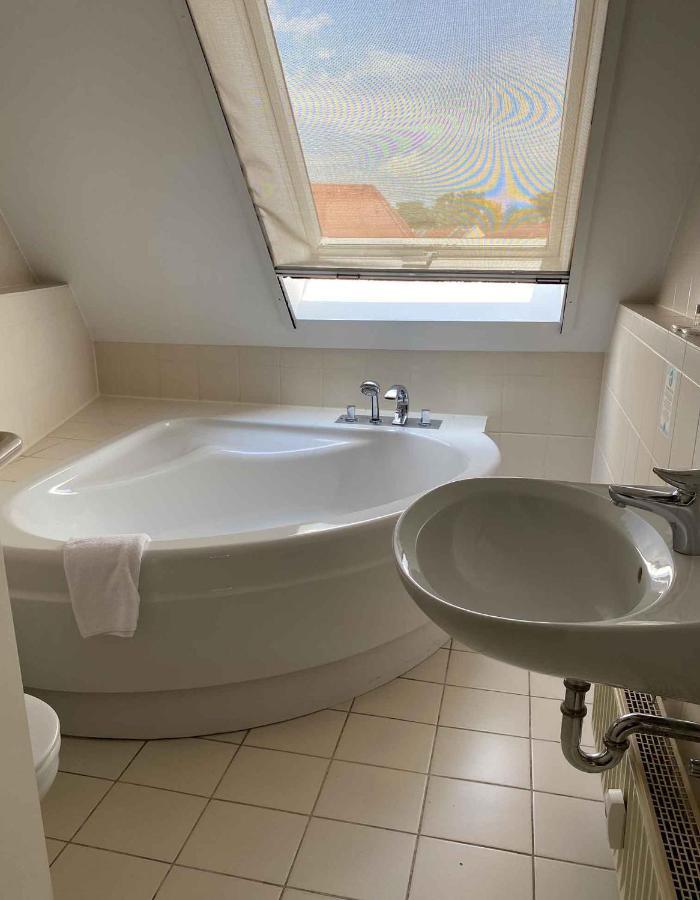 Hotel Am Theater Schwetzingen Bagian luar foto